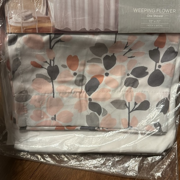 NWT Shower Curtain - Picture 2 of 6